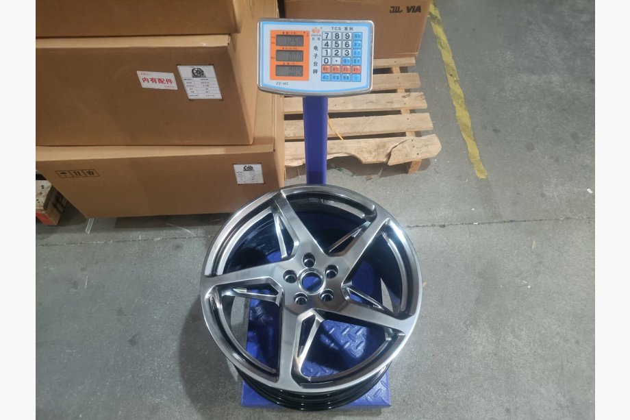 Ferrari 348 Smedede OEM fælge R19 (4 stk.) Foto 14