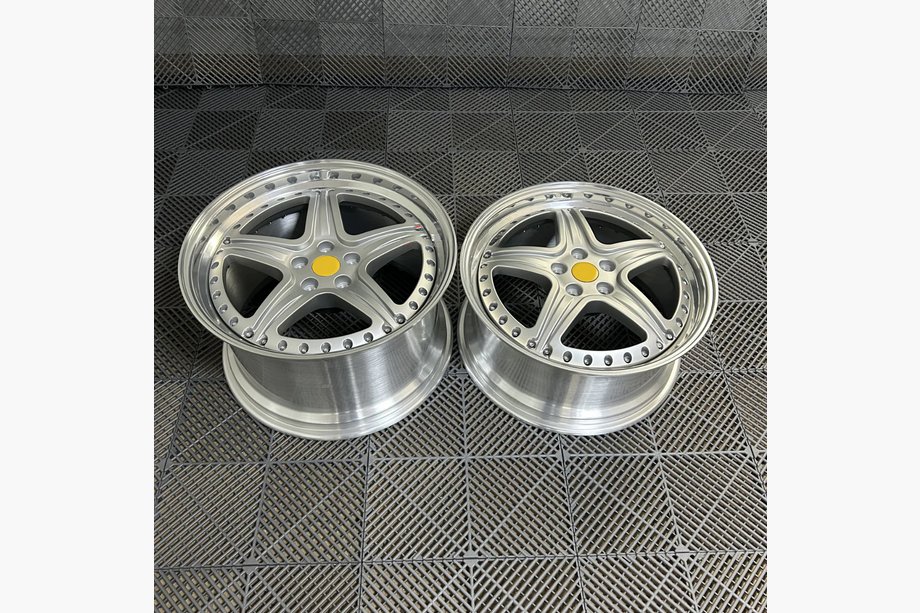Ferrari 575M Maranello OEM smedede fælge R20/R21 (4 stk.) Foto 2