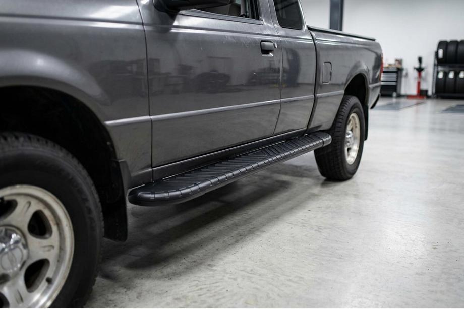 Mazda BT-50 2007–2012 Sidetrin Bosphorus Black (2 stk., aluminium) Image