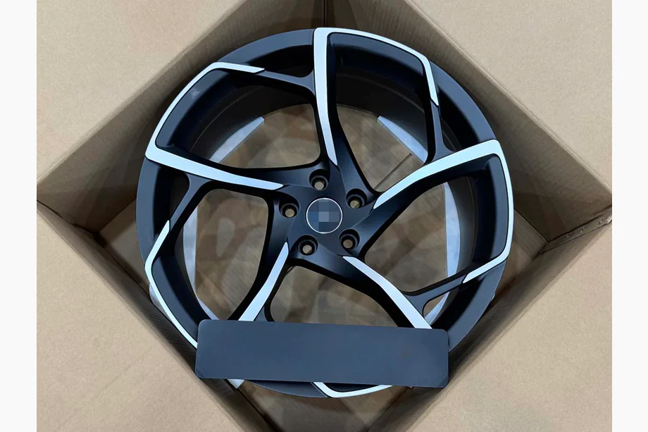 McLaren 720S Smedede OEM fælge R19 R20 V4 (4 stk.) Image