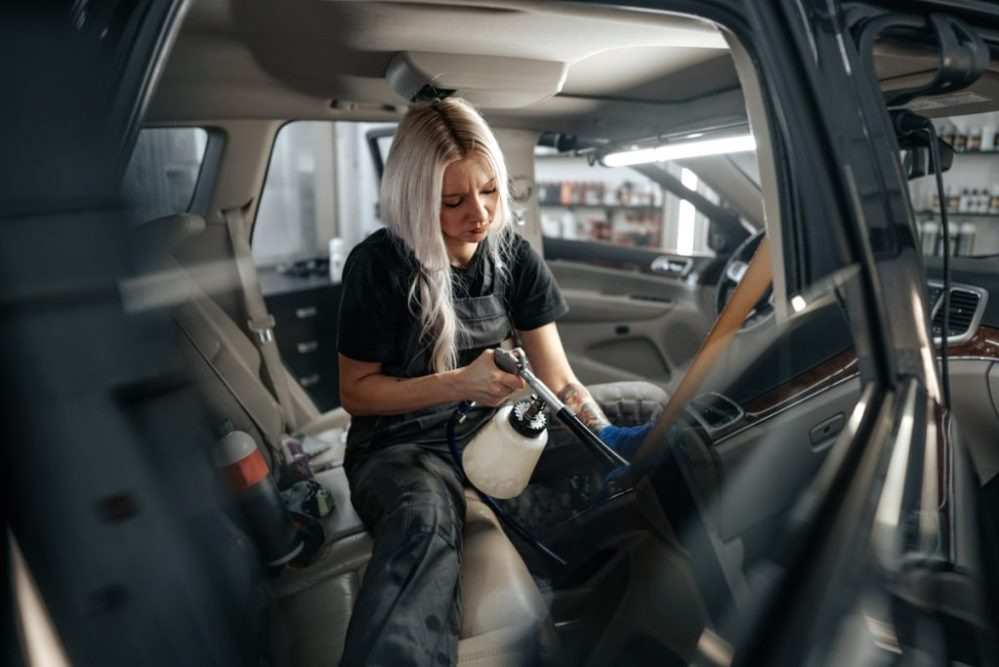 Hvornår bør bilen detaljeplejes? Det bedste tidspunkt