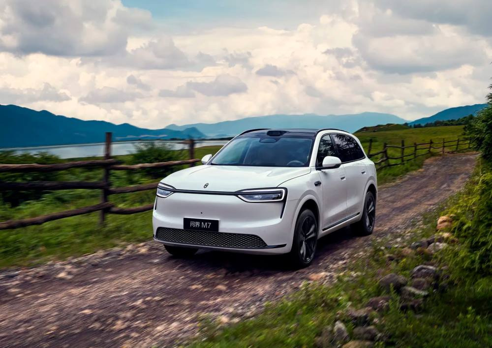 Aito M7 2025: Test af den elektriske version af crossoveren