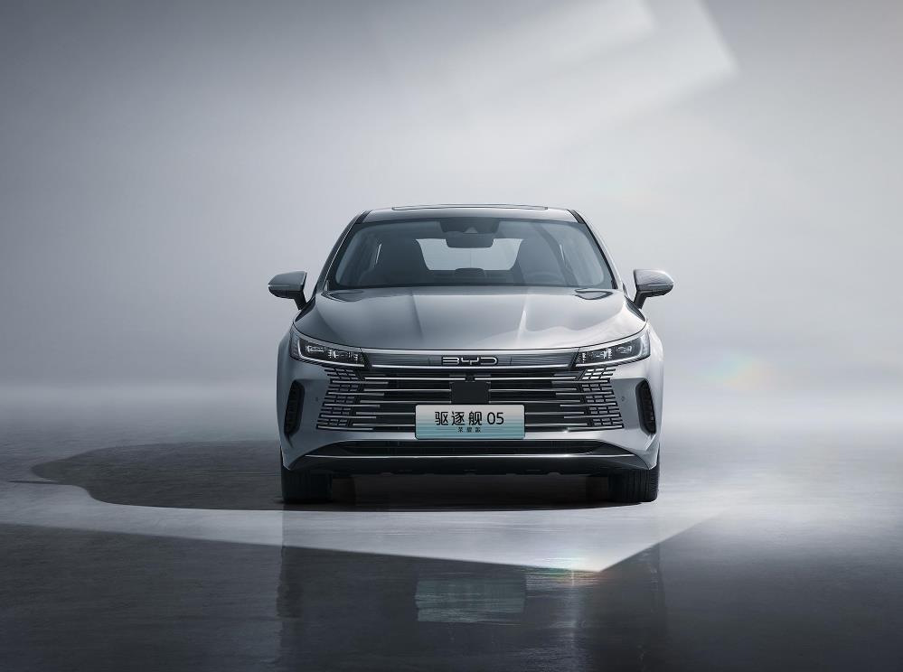 BYD Destroyer 05 DM-i: Anmeldelse af hybrid-sedanen 2024