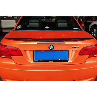 M4-Style spoiler (til E93, blanksort højglans)