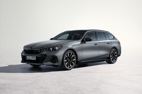BMW i5 Touring M60 xDrive 2024: Test af elektrisk stationcar