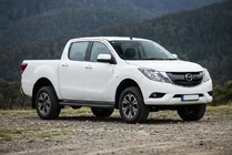 Mazda BT-50 2012– Sidetrin Bosphorus Black (2 stk., aluminium) foto 1