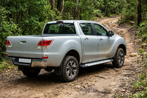Mazda BT-50 2012– Sidetrin X5-type (2 stk., i aluminium) foto 1