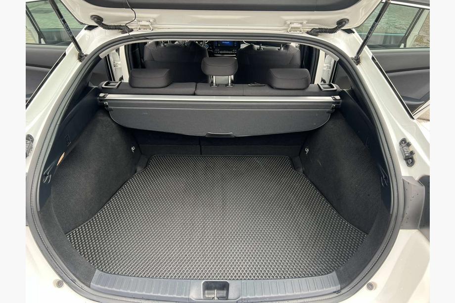 Toyota Prius 2015–2022 EVA bagagerumsmåtte (LB, sort) Image