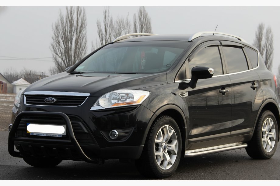 Ford Kuga 2008–2013 Kængurubøjle WT003 Black (rustfrit stål) Image