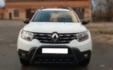 Dacia Duster 2018–2024 Frontbøjle med WT004 Black-tekst (rustfrit stål) foto 3