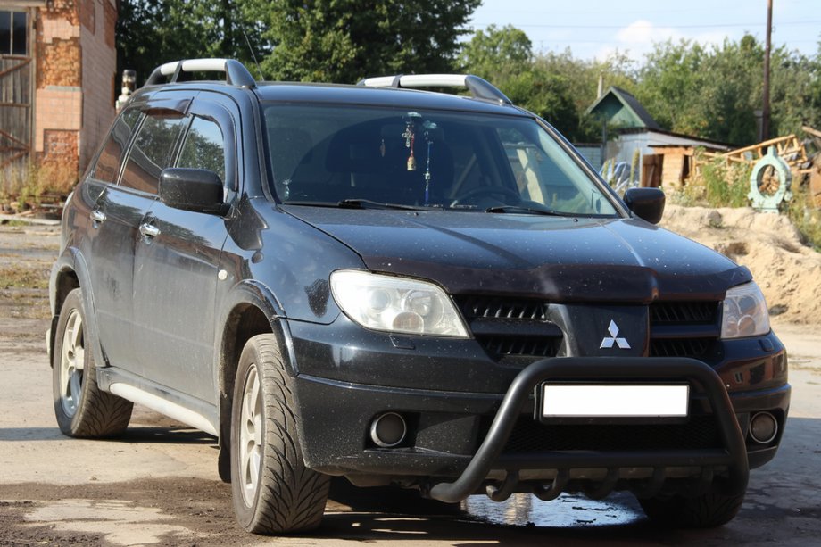 Mitsubishi Outlander 2001–2006 Bullbar WT003 Black (rustfrit stål) Image