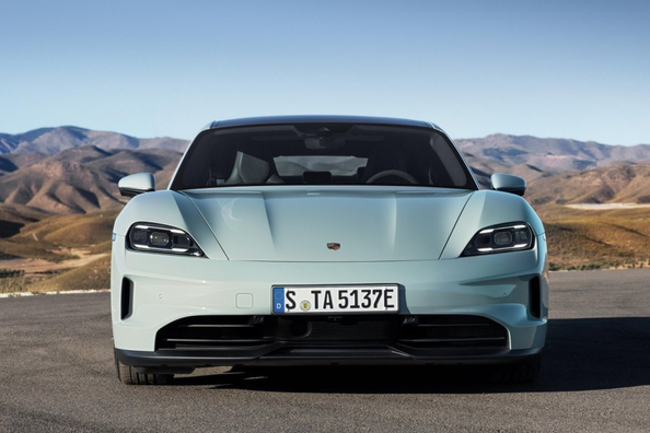 Test af Porsche Taycan Turbo 2024 (Y1A): Elsedan med toppræstationer