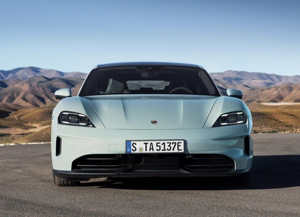 Test af Porsche Taycan Turbo 2024 (Y1A): Elsedan med toppræstationer