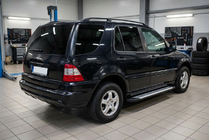 Mercedes ML W163 1997–2005 Sidetrin Line (2 stk., aluminium) foto 1
