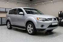 Mitsubishi Outlander 2006–2012 Maydos V1 sidetrin (2 stk., aluminium ↗ rustfrit stål) foto 1