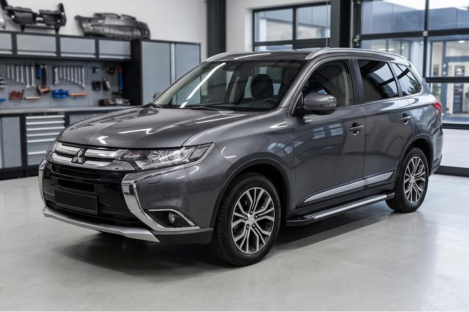 Mitsubishi Outlander 2012–2021 Sidetrin Line (2 stk., aluminium) Image