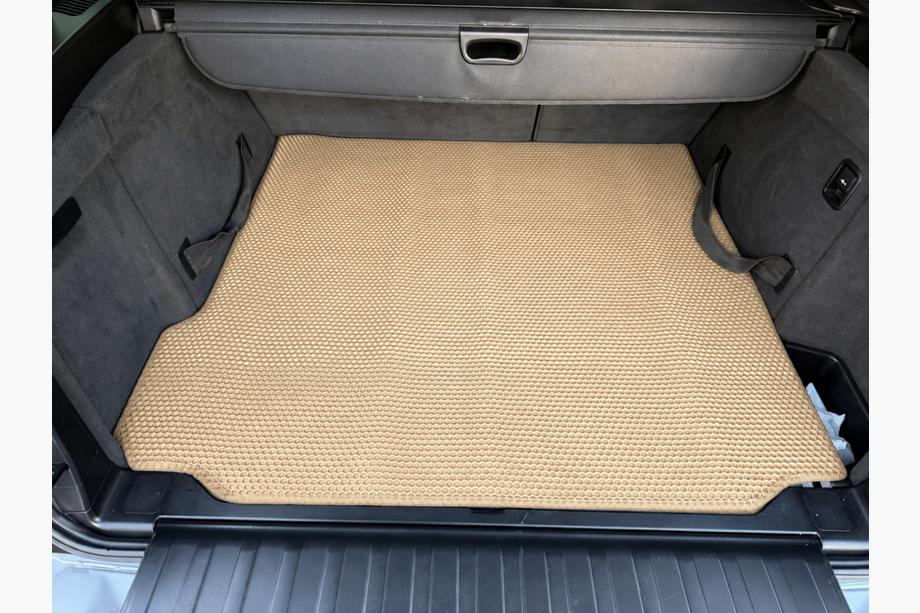 BMW X5 E70 2007–2013 Gummimåtte til bagagerum Carsuit (Beige) Image