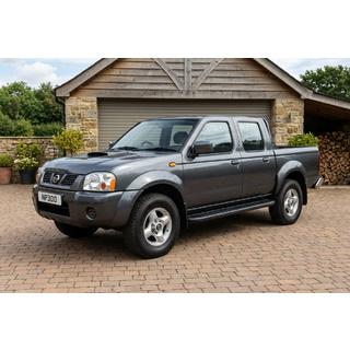 Sidetrin Bosphorus Black (2 stk., aluminium) Nissan NP300 1999–2015 foto 1