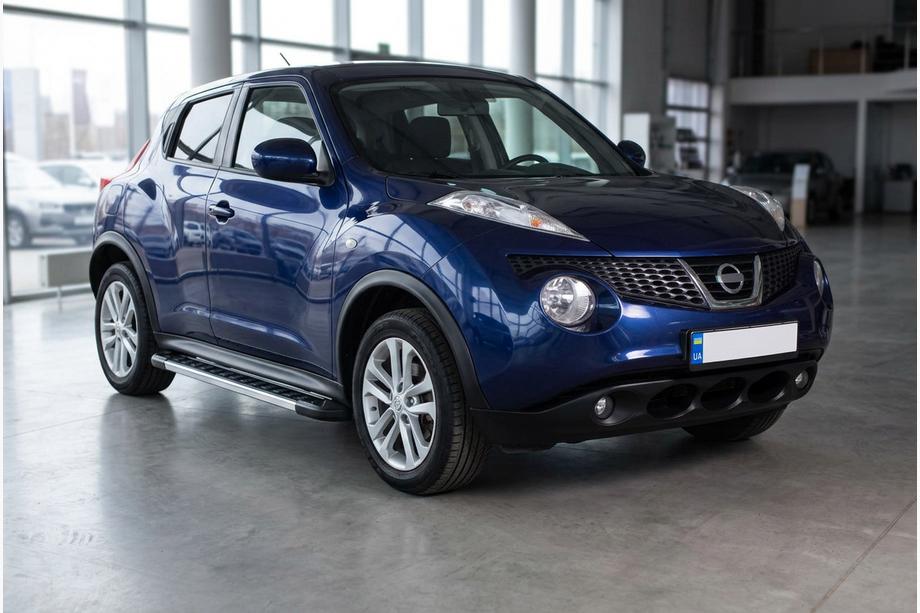 Nissan Juke 2010–2019 RedLine V1 sidestrin (2 stk., aluminium) Image