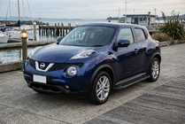 Nissan Juke 2010–2019 RedLine Black side trinbrætter (2 stk., aluminium) foto 1