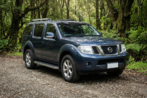 Nissan Pathfinder R51 2005–2014 Maydos V1 sidetrin (2 stk., aluminium ↗ rustfrit stål) foto 1