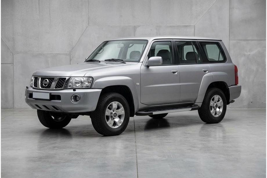 Nissan Patrol Y61 1997–2011 RedLine V1 sidestrin (2 stk., aluminium) Image