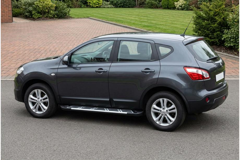 Nissan Qashqai 2010–2014 Sunrise sidetrin (2 stk., aluminium) Image