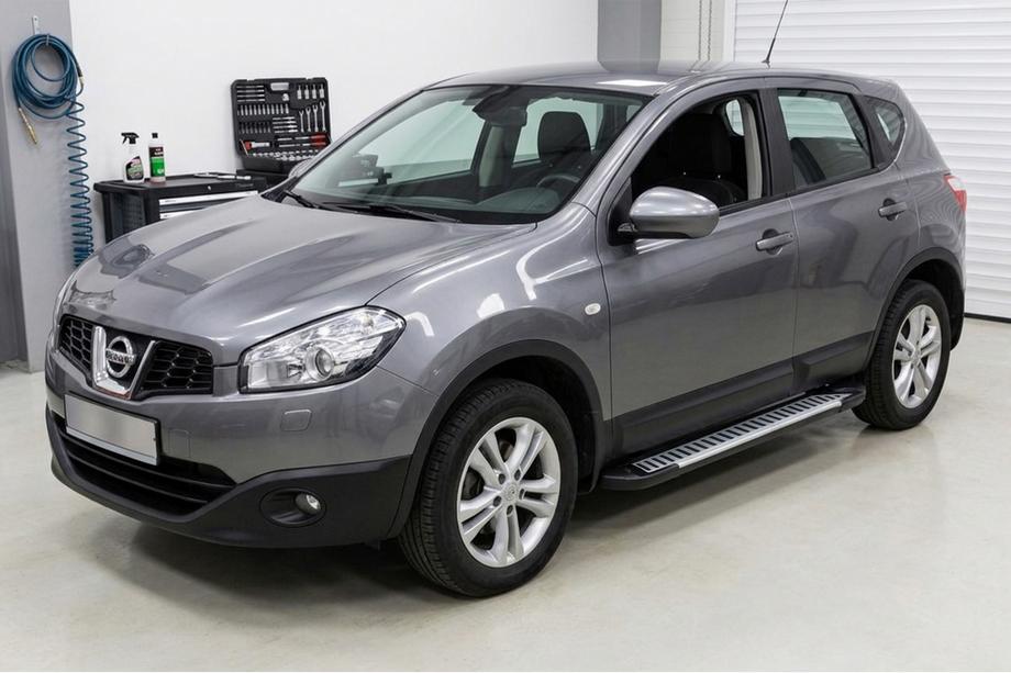 Nissan Qashqai 2010–2014 Sidetrin Line (2 stk., aluminium) Image