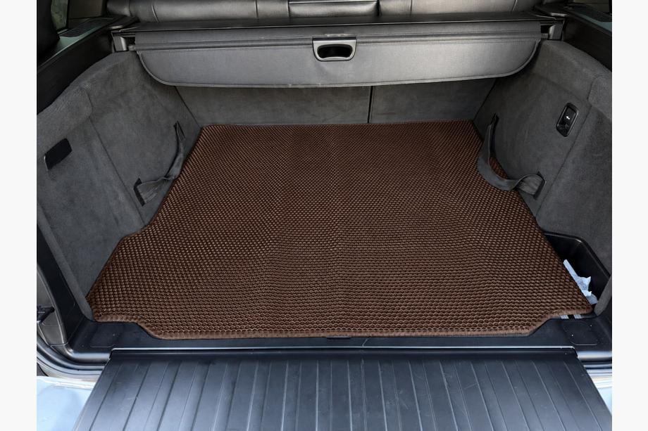 BMW X5 E70 2007–2013 Gummimåtte til bagagerum Carsuit (Brun) Image