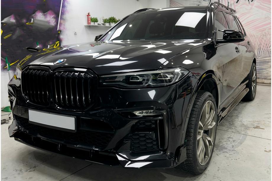 BMW X7 G07 2019– Paradigm Black Knight V2 karrosserikit (til M-Sport 2018-2022) Foto 2