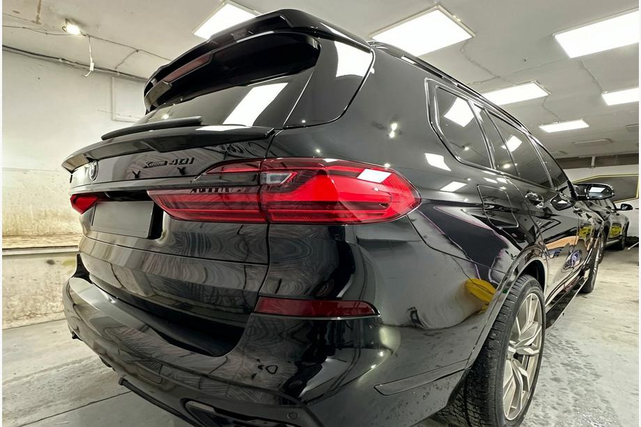 BMW X7 G07 2019– Paradigm Black Knight V2 karrosserikit (til M-Sport 2018-2022) Foto 3
