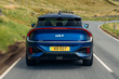 Test af den opdaterede elektriske crossover Kia EV6 GT 2025 foto 4