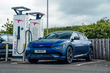 Test af den opdaterede elektriske crossover Kia EV6 GT 2025 foto 2