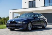 BMW 5-serie E39 1996–2003 1-Bar nyregrill (2000-2003, sort højglans) foto 1