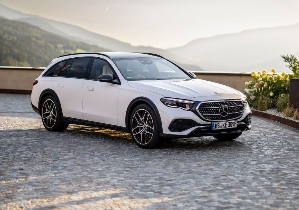 Test af Mercedes-Benz E-Class All-Terrain 2024 (S214): Dynamik og komfort