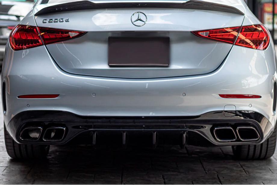 Mercedes C-klasse W206 2022– Bagdiffuser med udstødningstips (AMG C63-design) Image