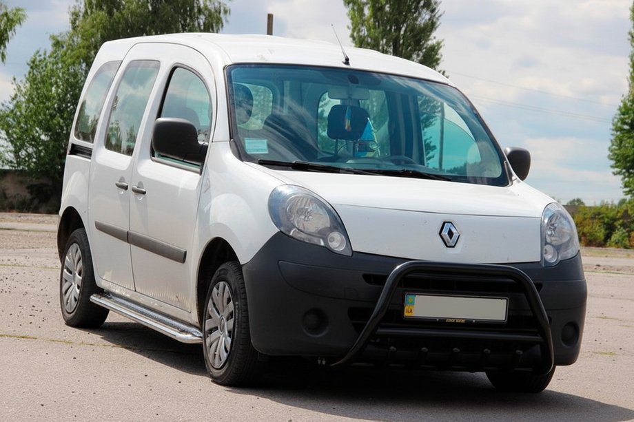 Renault Kangoo 2008–2020 Bullbar WT003 Black (rustfrit stål) Image