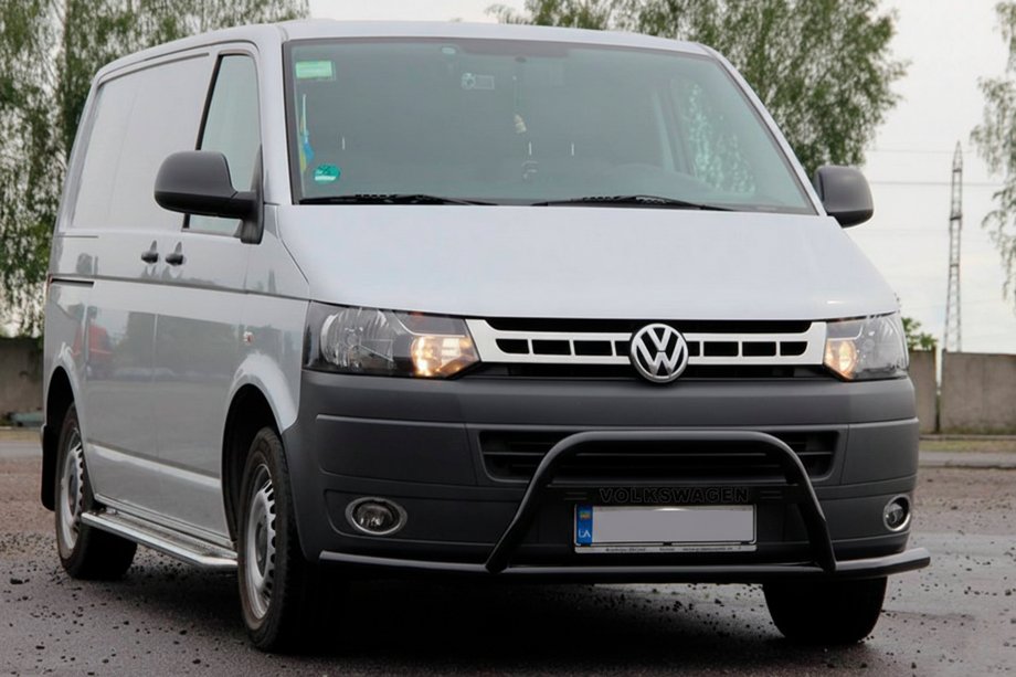 Volkswagen T5 2010–2015 Kængurubøjle WT007ST Black (rustfrit stål) Image