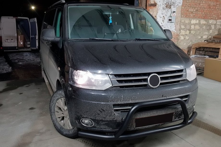 Volkswagen T5 2010–2015 Kængurubøjle WT006ST Black (rustfrit stål) Image