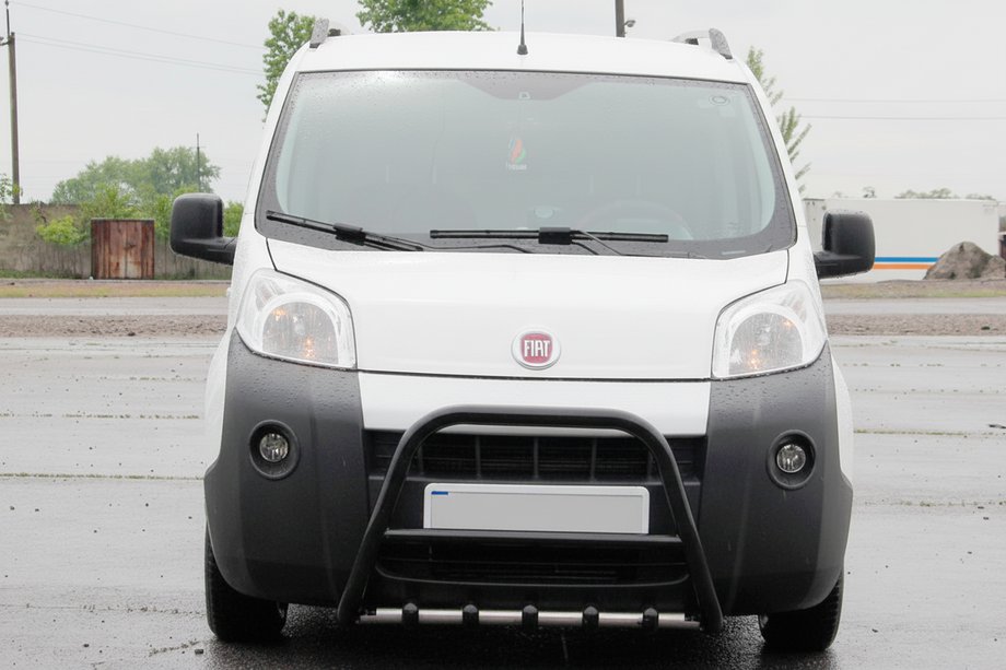 Fiat Fiorino/Qubo 2008–2024 Bullbar WT006 Black (rustfrit stål) Image