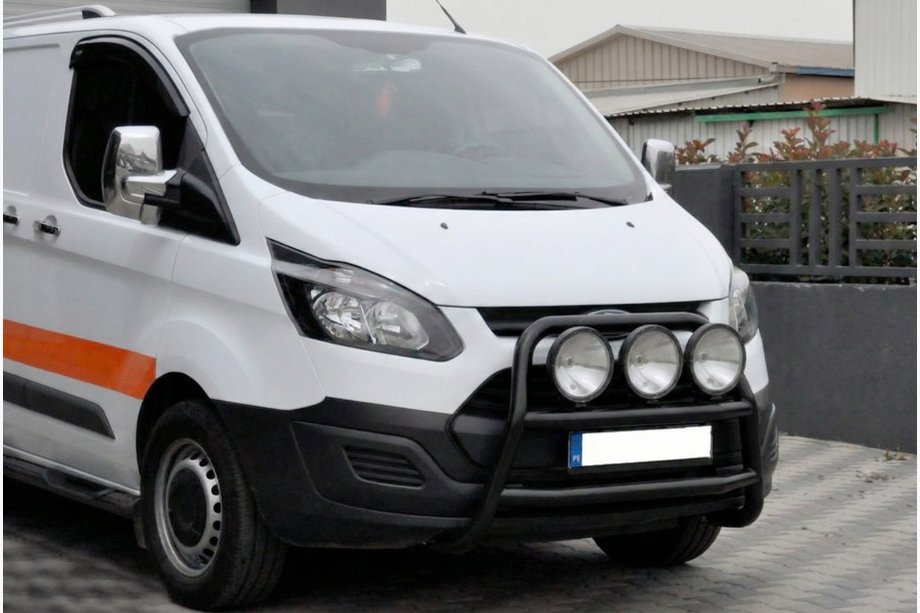 Ford Custom 2013–2022 Bullbar WT022 Black (rustfrit stål) Image