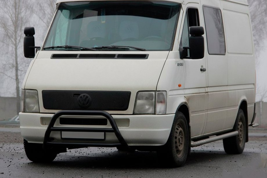 Volkswagen LT 1995–2006 Kængurugitter WT022 Black (rustfrit stål) Image