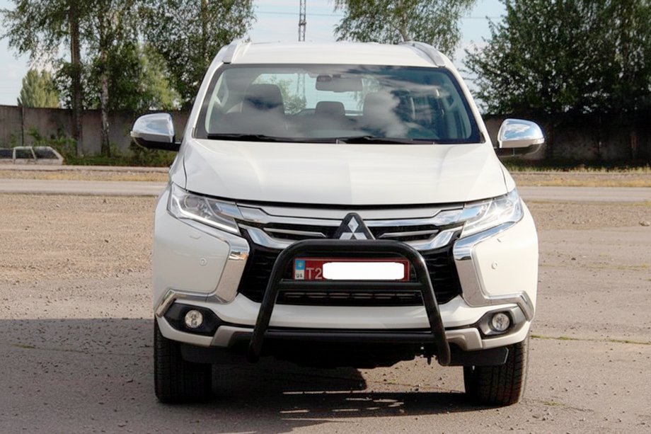 Mitsubishi Pajero Sport 2015– Kængurugitter WT022 Black (rustfrit stål) Image