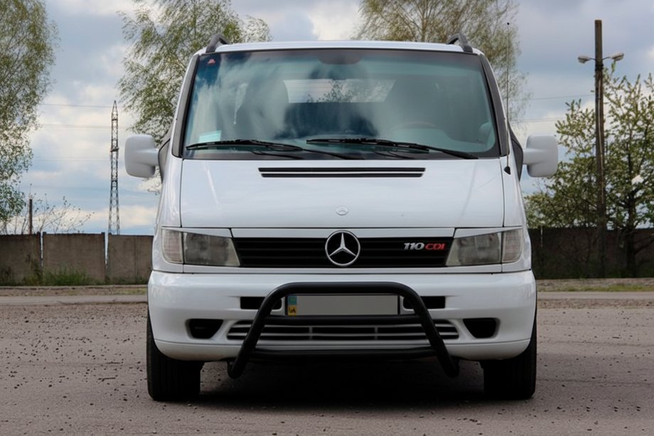 Mercedes Vito W638 1996–2003 Bullbar WT022 Black (rustfrit stål) Foto 1