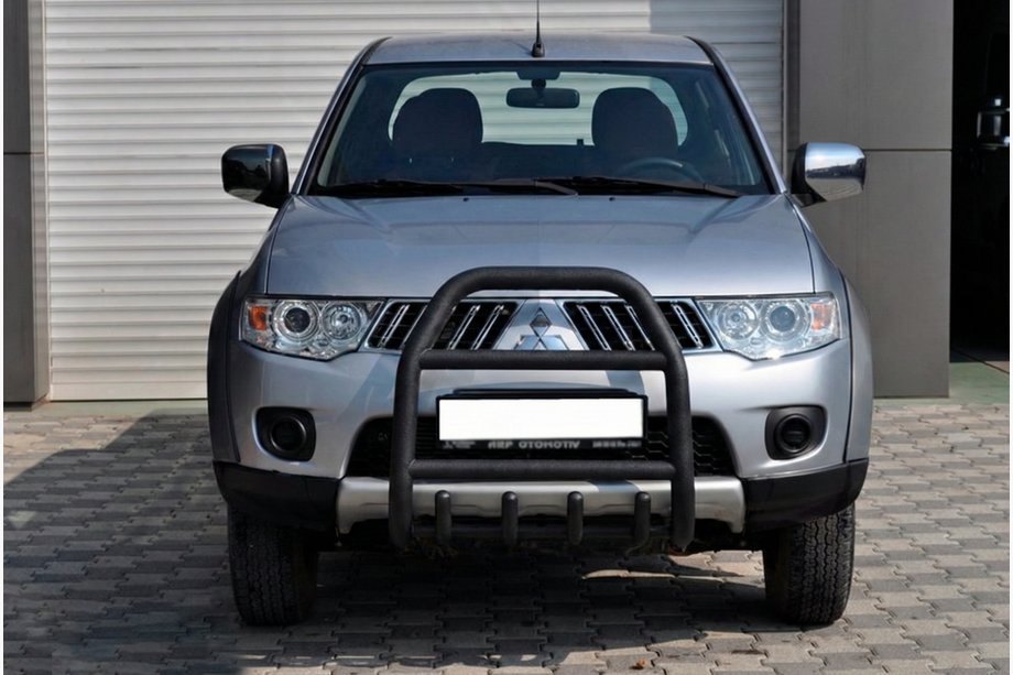 Mitsubishi L200 2006–2015 Bullbar QT007 Black (rustfrit stål) Foto 2