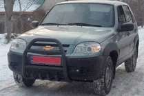 Chevrolet Niva 1998–2020 Kængurubøjle QT007 Black (rustfrit stål) foto 1