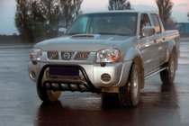 Nissan NP300 1999–2015 Kængurubøjle WT002 Black (rostfrit stål) foto 1