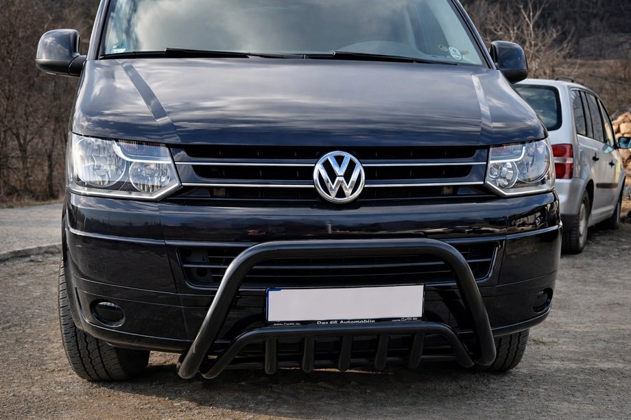 Volkswagen T5 2010–2015 Kængurubøjle WT002 Black (rostfrit stål) Image