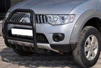 Mitsubishi Pajero Sport 2008–2015 Frontbøjle QT007 Black (rustfrit stål) foto 1