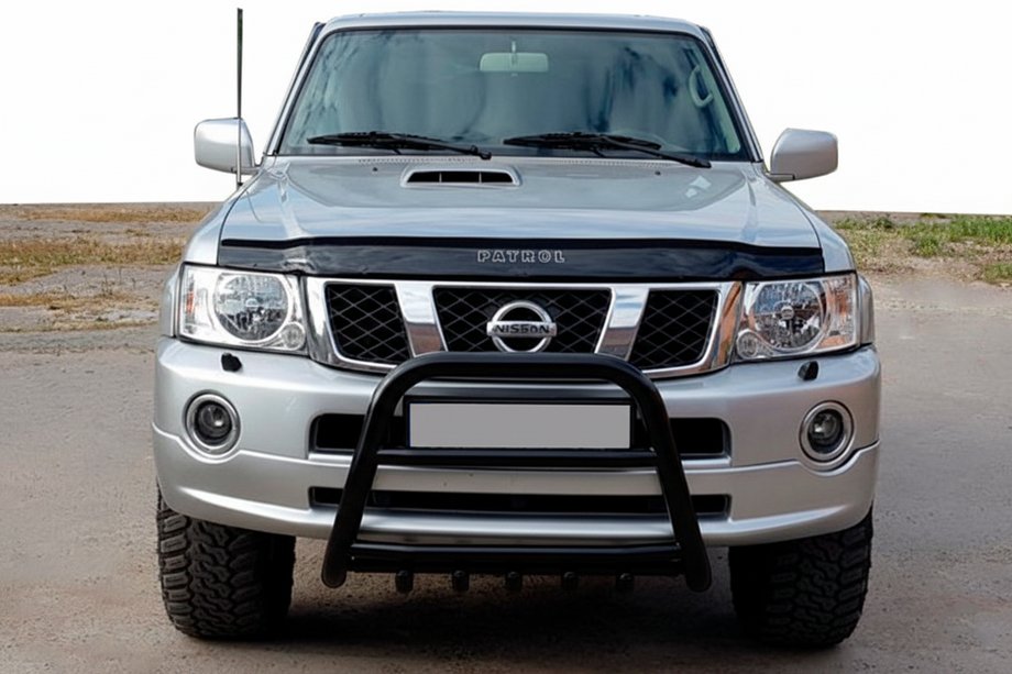 Nissan Patrol Y61 1997–2011 Kængurubøjle QT007 Black (rustfrit stål) Image